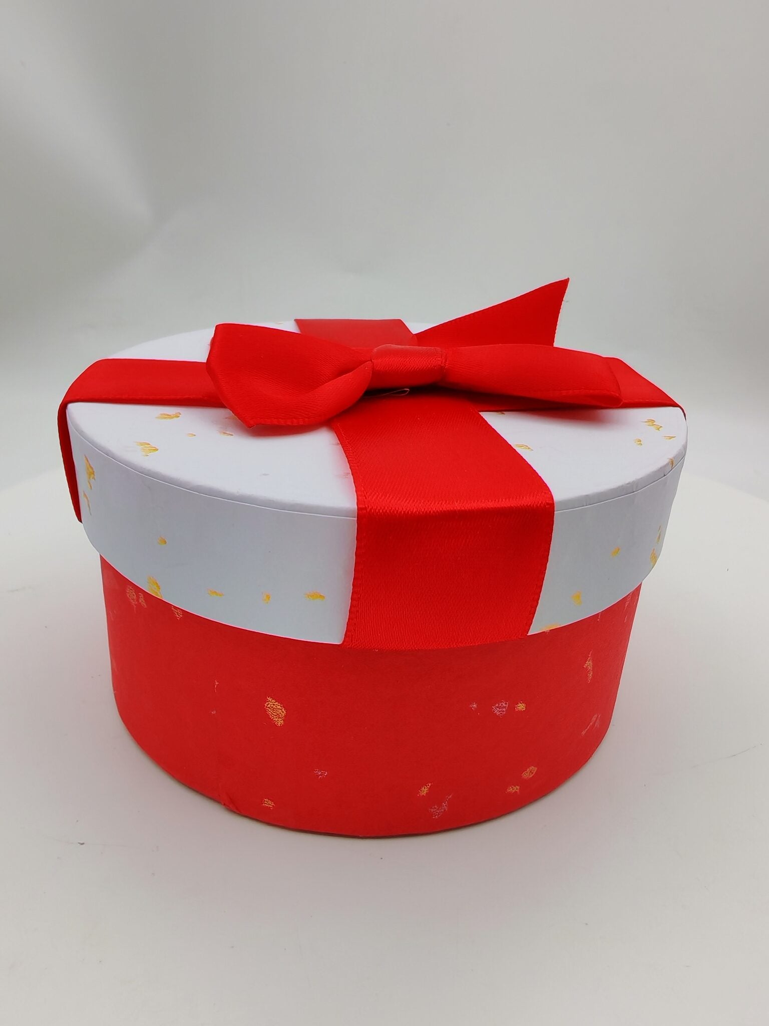 علبة هدايا مقاس 10.8X5.2 CM