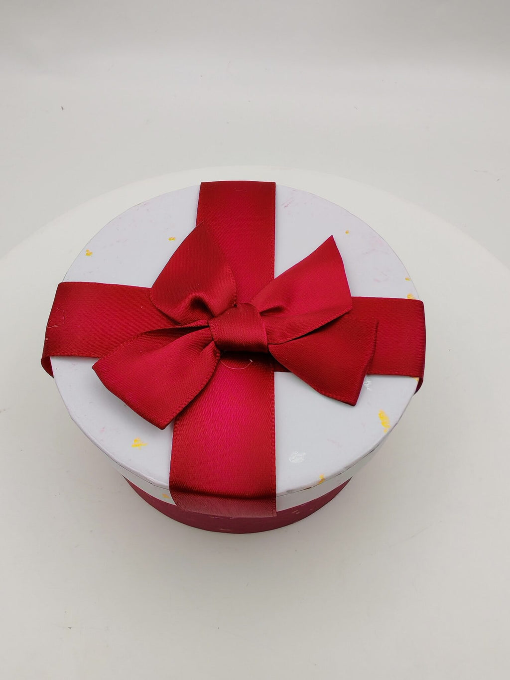 علبة هدايا مقاس 10.8X5.2 CM