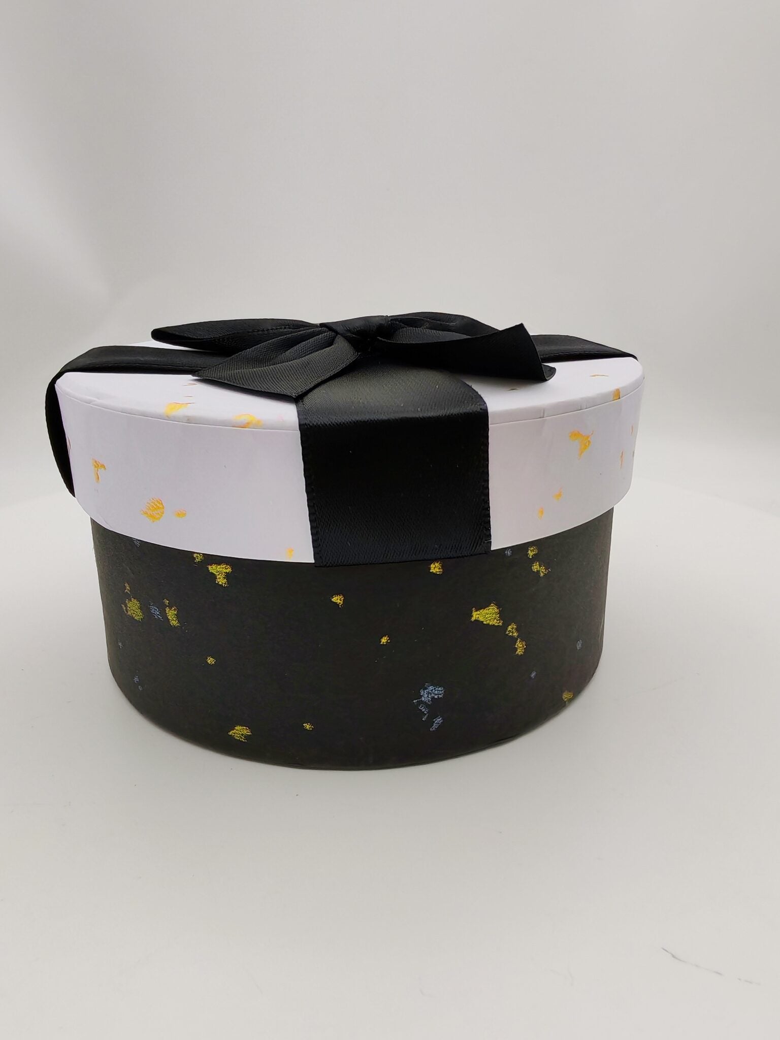 علبة هدايا مقاس 10.8X5.2 CM