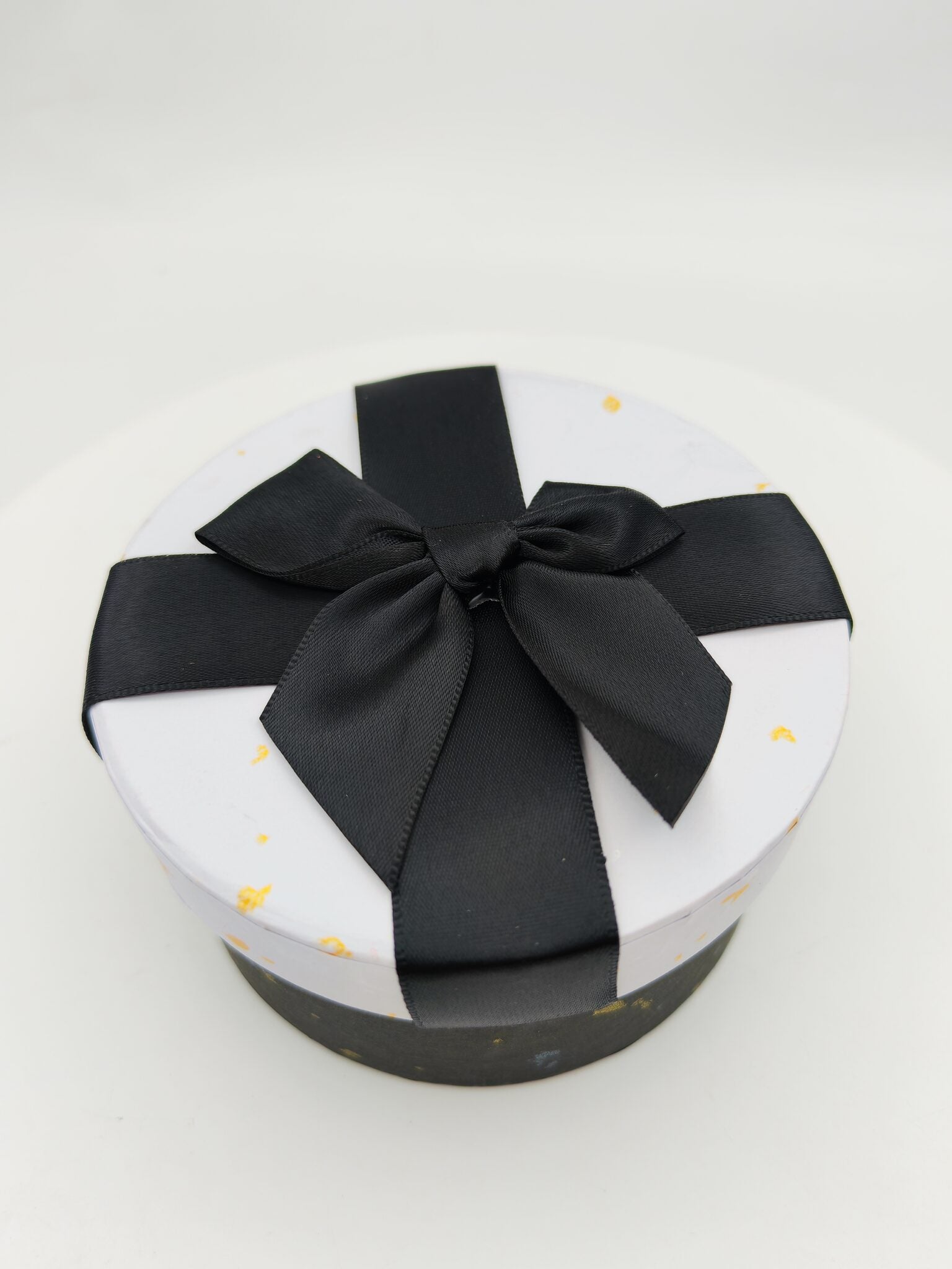 علبة هدايا مقاس 10.8X5.2 CM