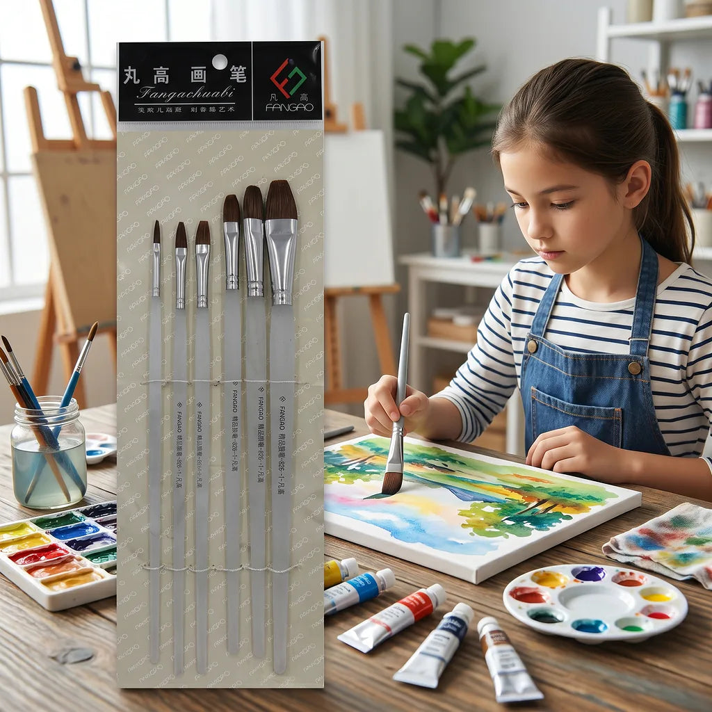 مجموعة فرِش رسم لون ابيض